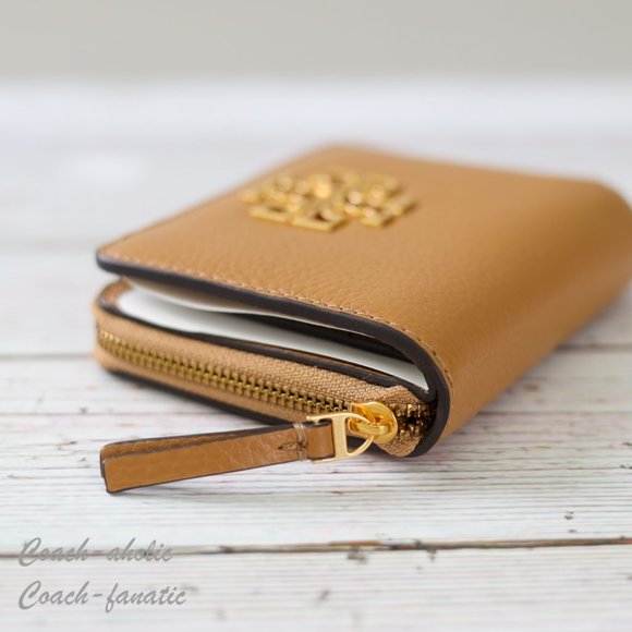 NWT Tory Burch Britten Bifold Logo Zip Coin Leather Wallet in Tiramisu - Picture 3 of 7